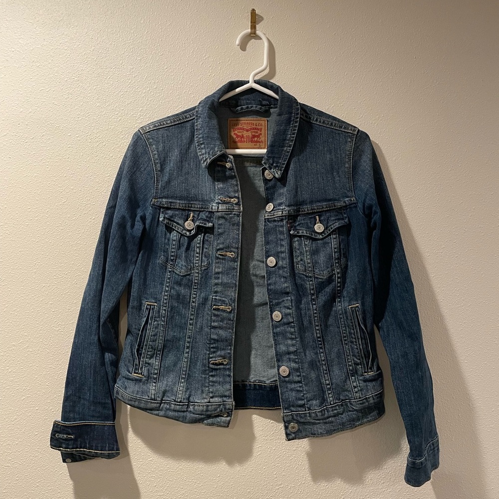 Levi’s Denim Jacket - Picture 1 of 5